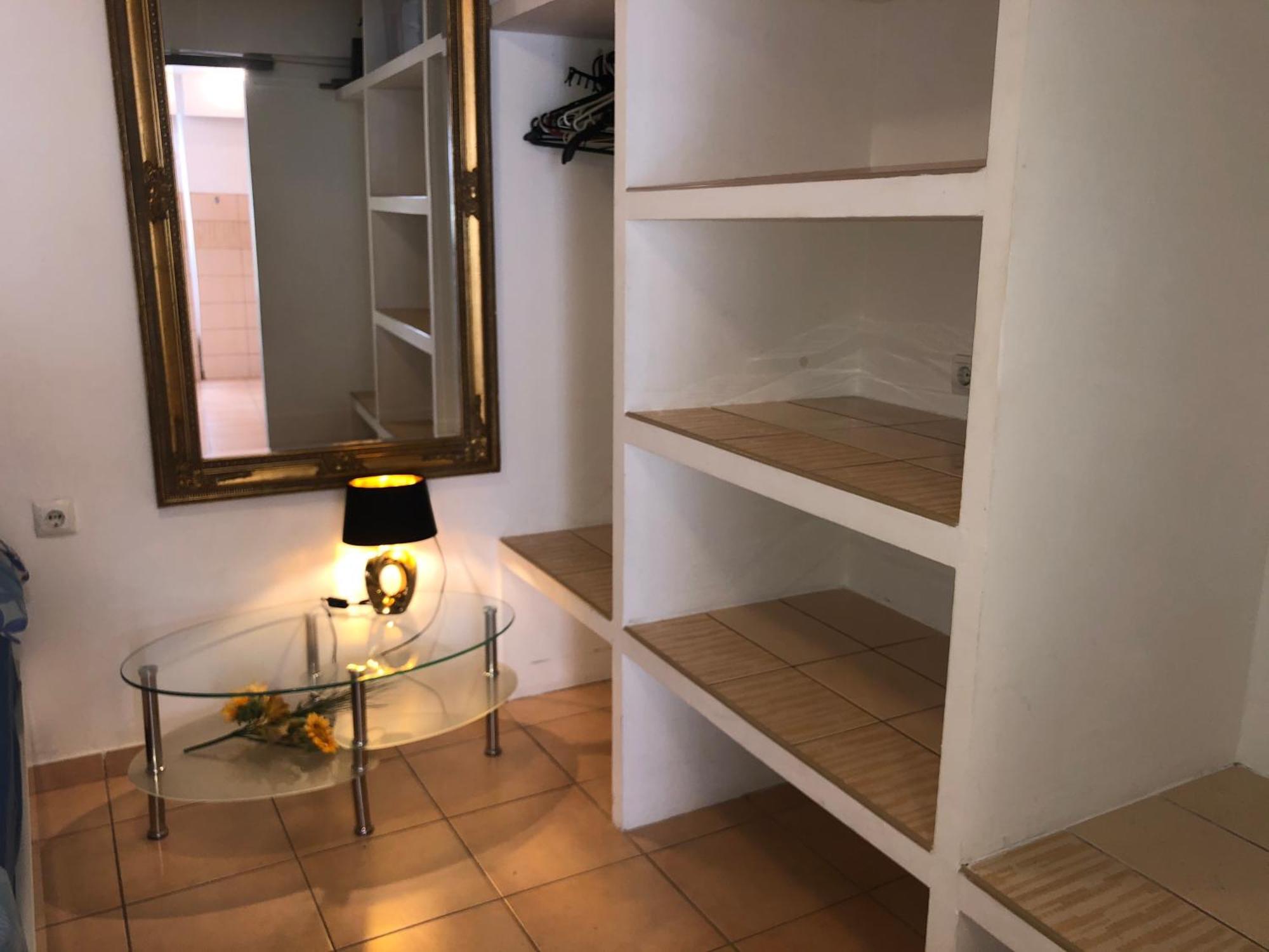 Lily Apartment โคเปร์ ภายนอก รูปภาพ